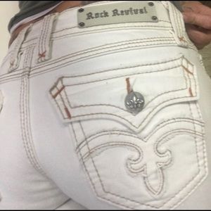 Rock Revival Jeans. Joanna Size 29. Inseam 30